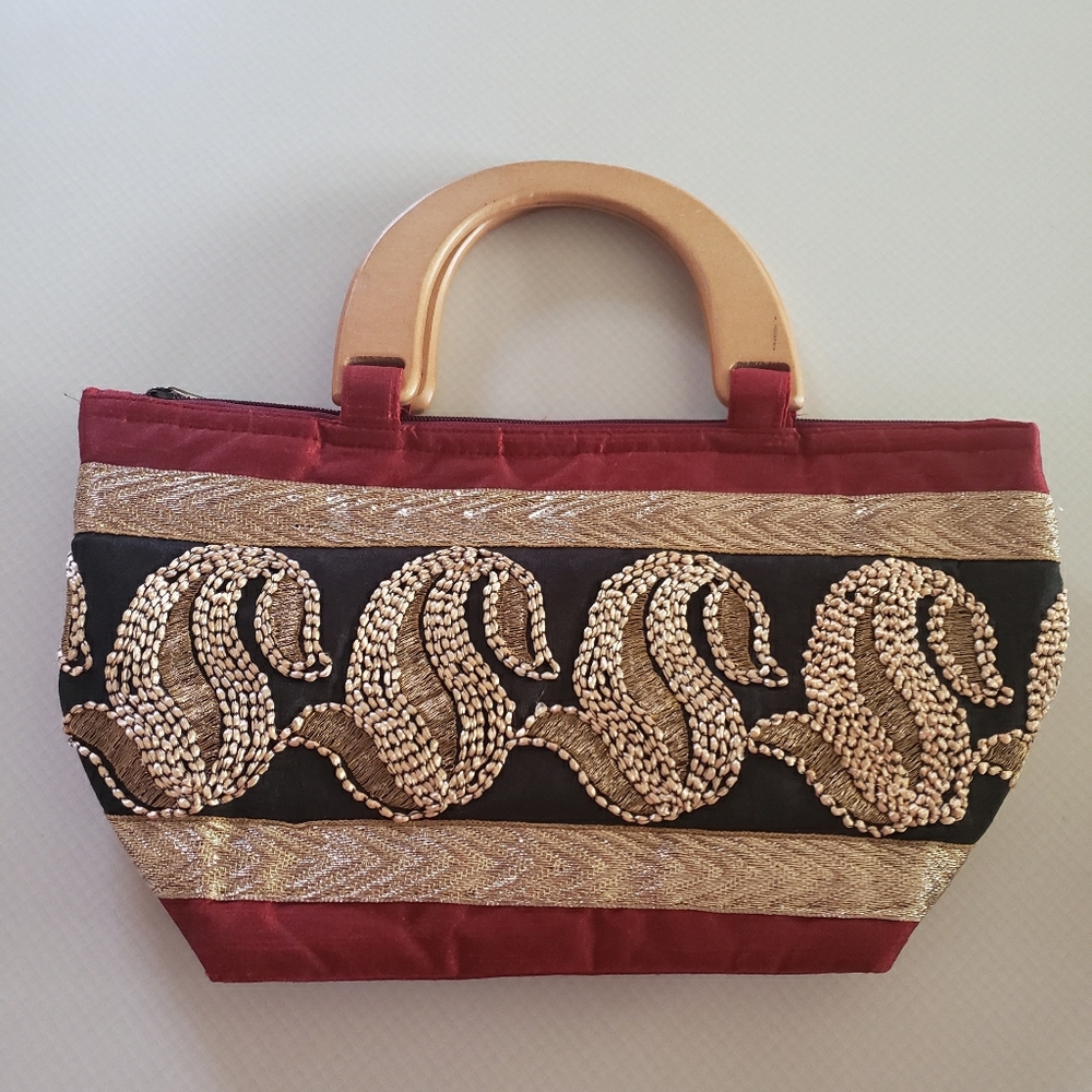 Ladies Burgundy and Tan Indian Handbag